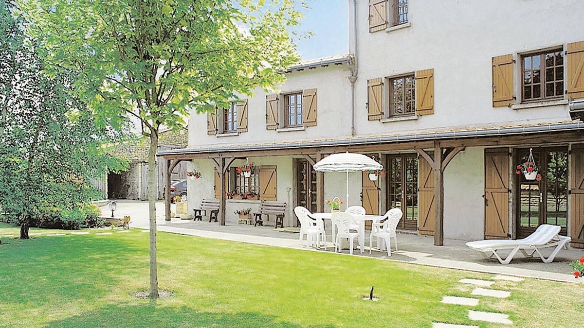 Louzy House | 5 bedroom awesome home in Louzy