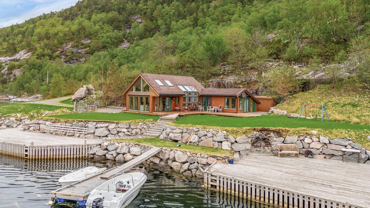 Masfjorden House | 5 bedroom cozy home in Masfjorden