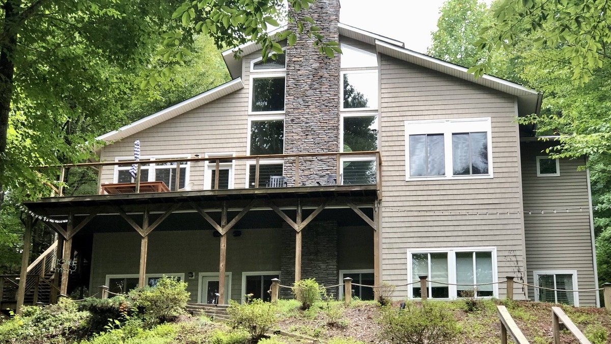 Catawba House | 5-Bedroom Custom Lakefront Home on Lake Norman-Private Dock, PaddleBoards/Kayaks