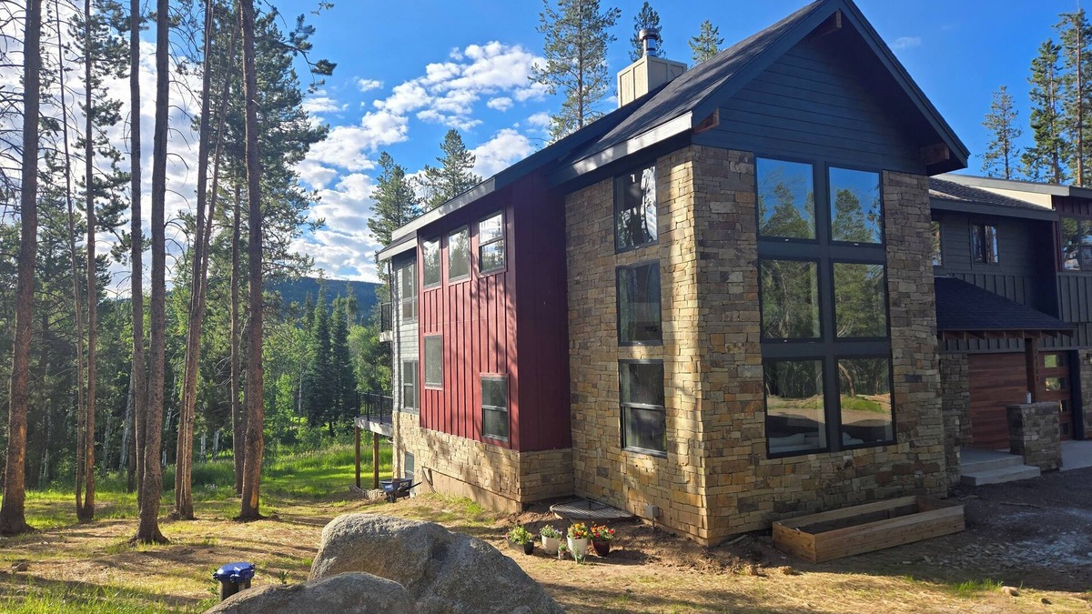 Oak Creek House | 5 Bedroom Custom Stagecoach Mountain Home