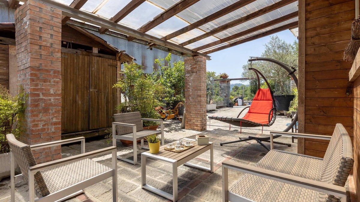Serralta House | 5 bedroom gorgeous home in Podenzana