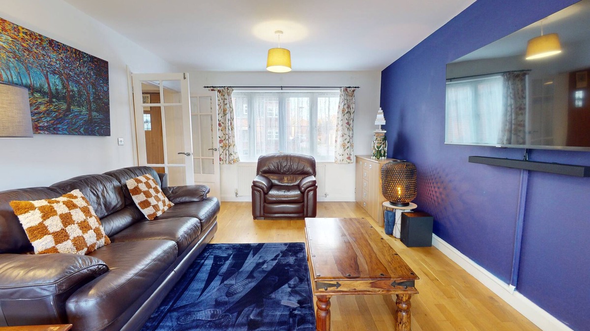 Epworth House | 5-Bedroom Home - Sleeps 16 - Ideal for Groups