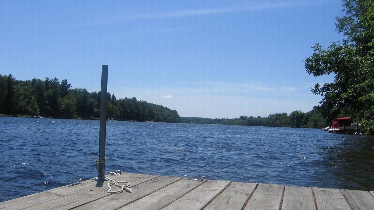Corinth House | 5 Bedroom house across the road from Lake, Snowmobiling