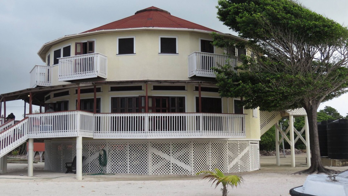 Turneffe Islands House | 5 Bedroom House On Private Beach With Fabulous Fishing And Diving