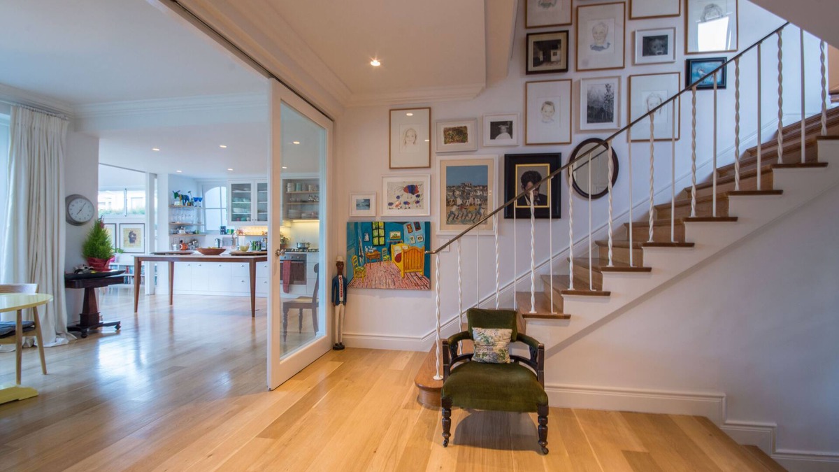 Claremont House | 5 Bedroom modern home with spectacular Table Mountain views, pool in Claremont