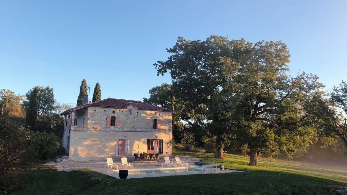 Lascabanes House | 5 Bedroom Private vacation home in LENDOU-EN-QUERCY