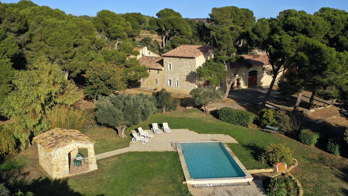 Bizanet House | 5 Bedroom Private vacation home in BIZANET