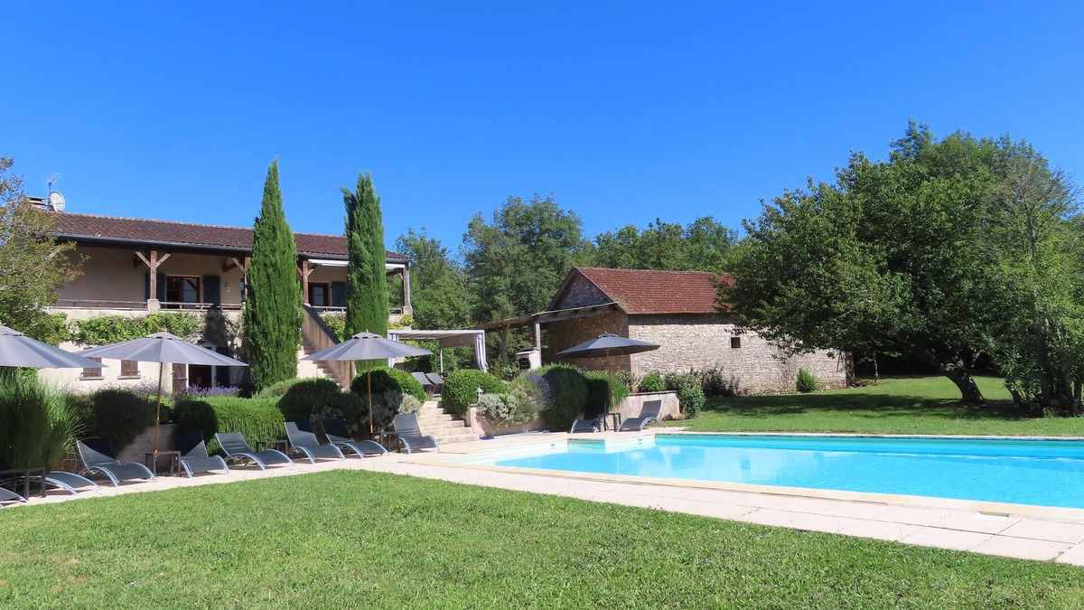 Calvignac House | 5 Bedroom (Sleeps 10) House in Calvignac