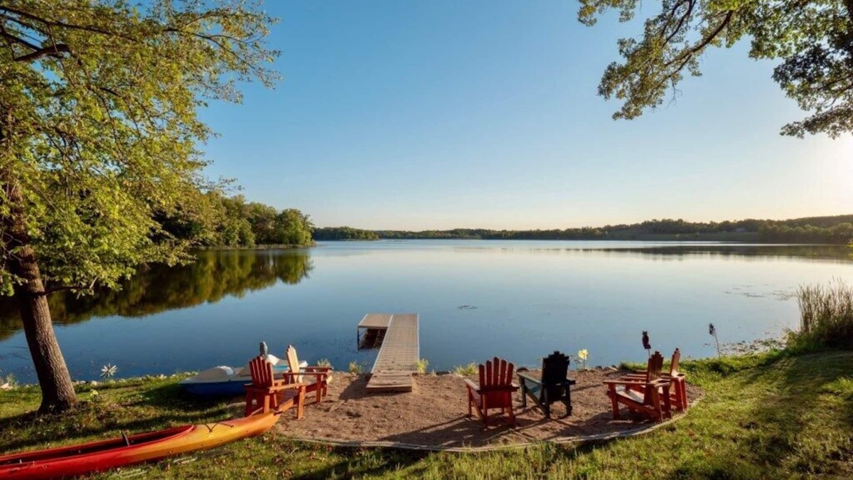 Detroit Lakes House | 5 bedroom vacation home on 47 acres