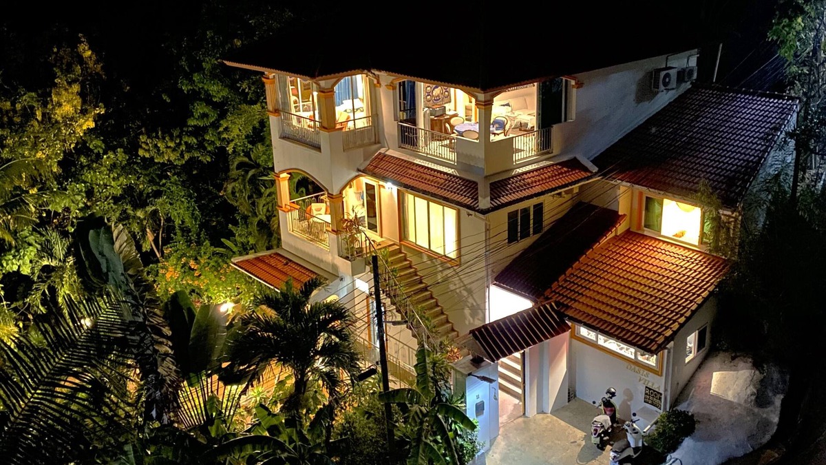Karon Villa | 5-Bedroom*Villa in Phuket, 10 minutes walk to the fine sands of Karon Beach