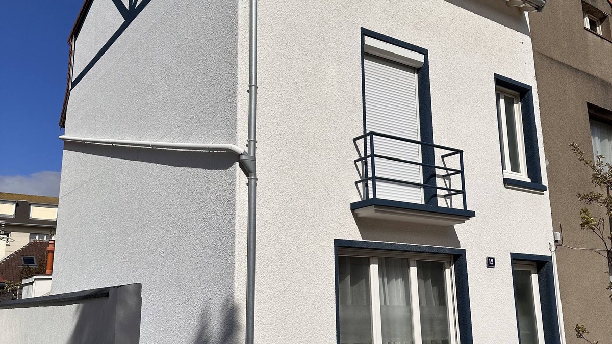 Le Touquet-Paris-Plage Villa | 5-bedroom villa with terrace and small garden in town center