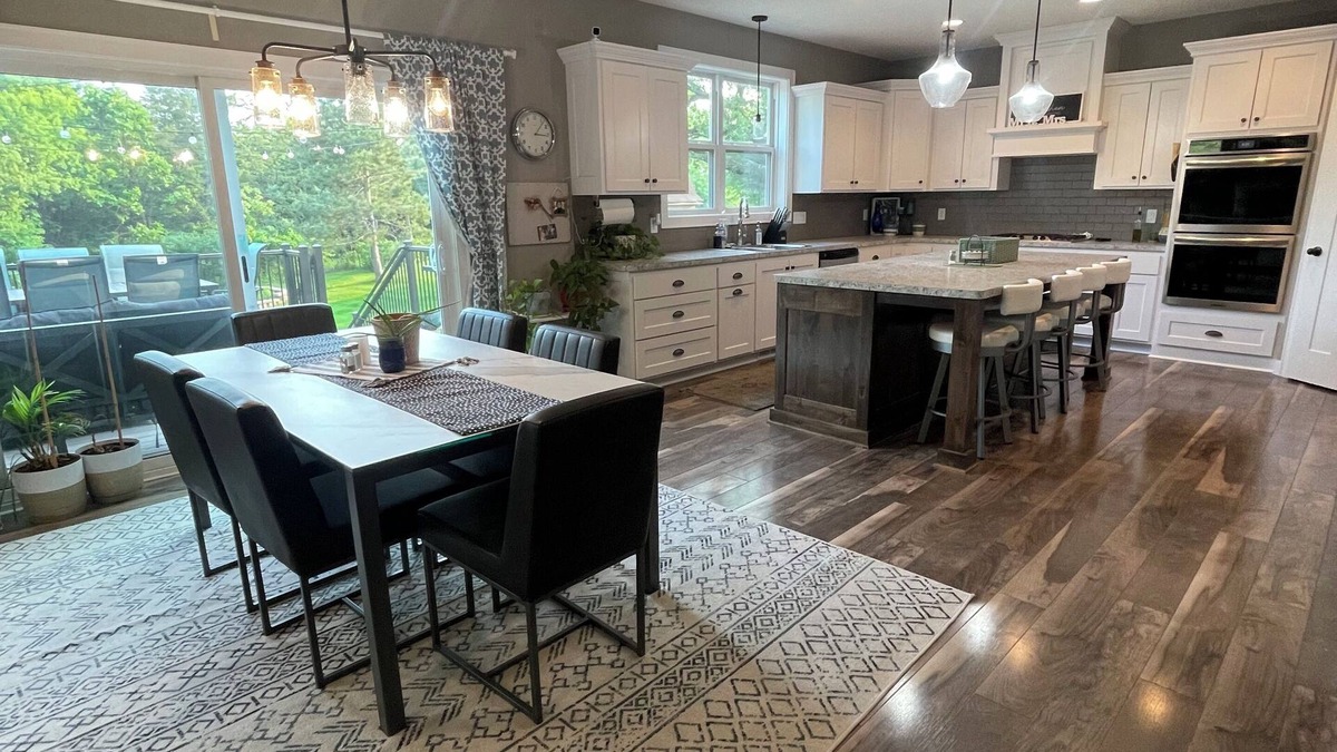 Ramsey House | 5 bedrooms, lots of space indoors & out for entertaining, close to golf courses!