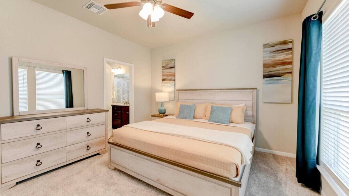 Temple House | 5 Beds Home for your workers