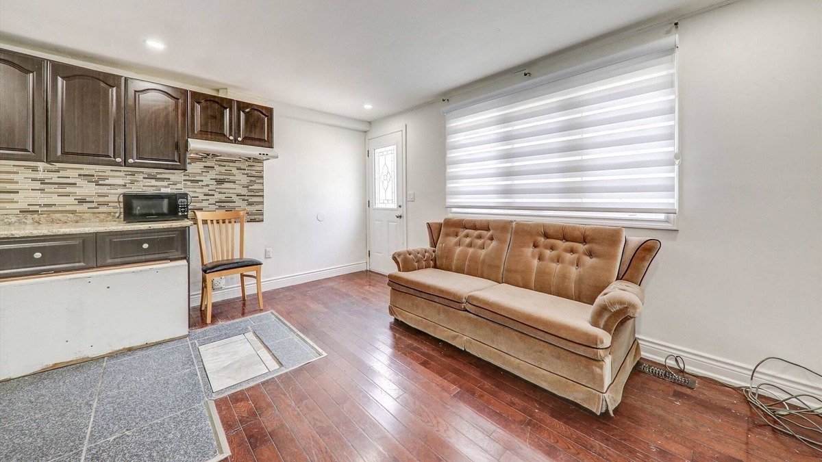 Fenelon Falls Cottage | 5 br cottage in fenelon falls