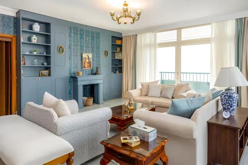 Maadi Apartment | 5 BR Ottoman khan with nile & pyramid view