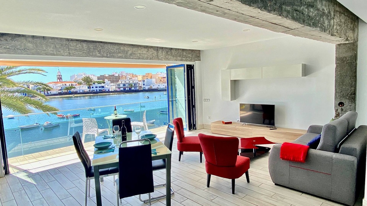 Arrecife Apartment | 5 * Charco Loft first line of the sea