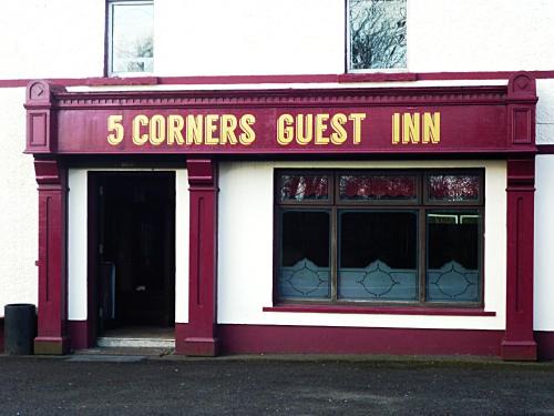 Ballyeaston Hotel | 5 Corners Guest Inn