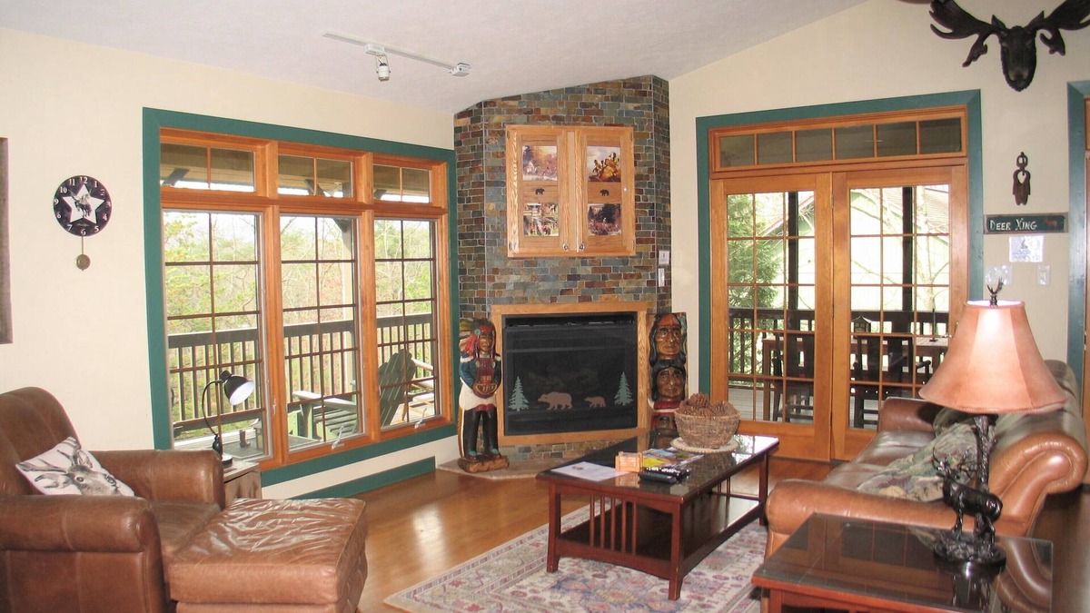 Basye Cabin | 5 Free Daily Bryce Resort Passes! Skiing, Tubing, Golf, Mountain Biking, Lake!
