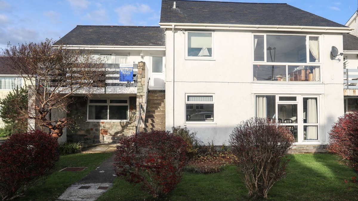 Llanbedrog Cottage | 5 GER Y NANT, pet friendly, country holiday cottage in Llanbedrog