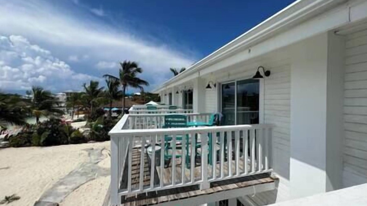 Great Guana Cay House | #5 - Guana Beach Inn @sunset beach - Guana Cay