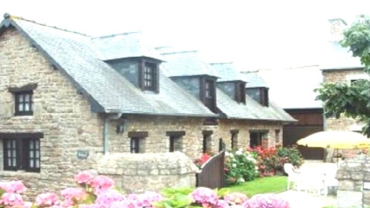 Plehedel Villa | 5 km from the beaches near Paimpol, with family or friends kerberso is you