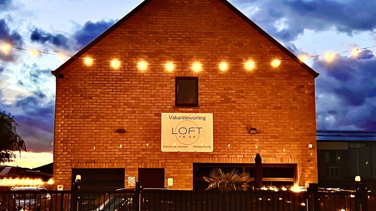 Veldegem House | 5* Loft for 16 with wellness near Bruges