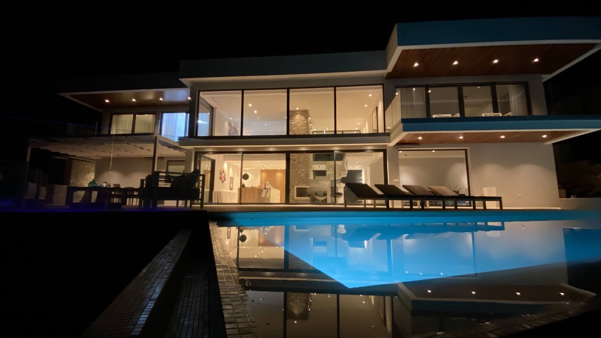 Podi Villa | 5 Luxury Contemporary Villa With Pool & Seaview - Lavender Boka Hill -brand new