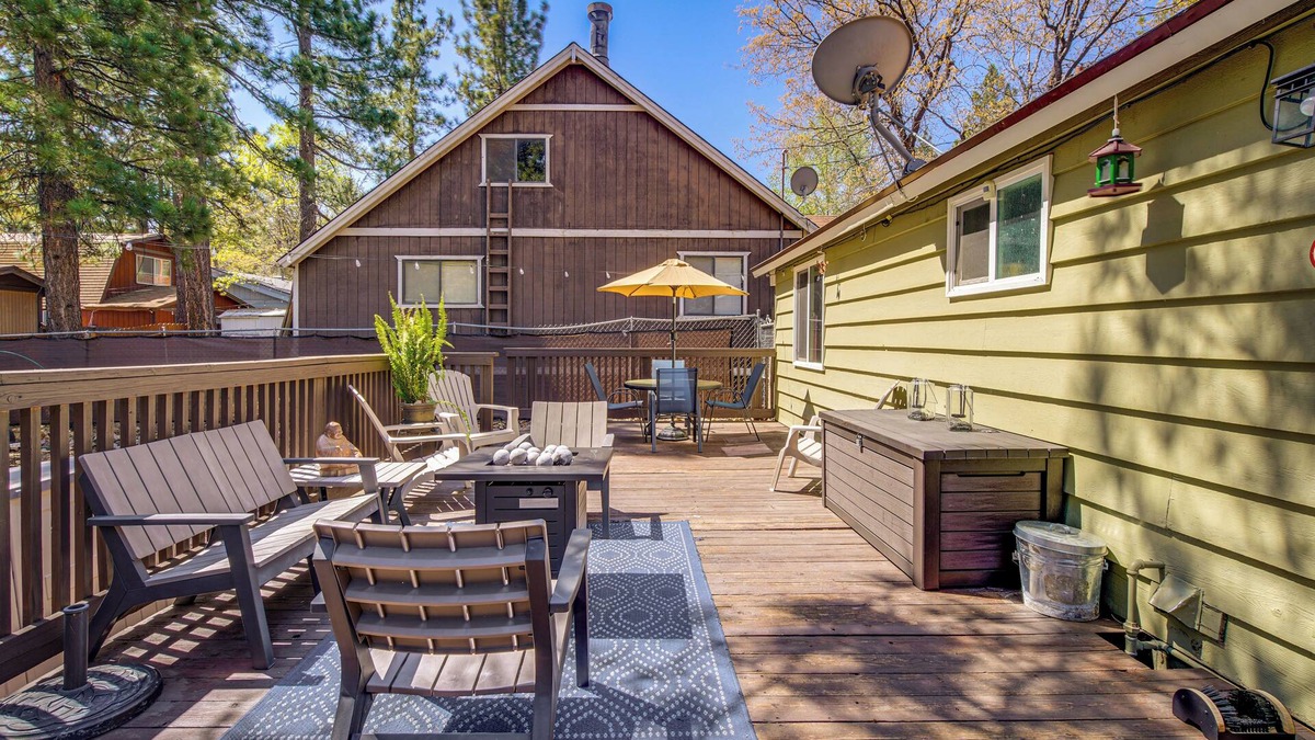 Sugarloaf Cabin | 5 Mi to Big Bear Lake: Pet-Friendly Gem Near Hikes