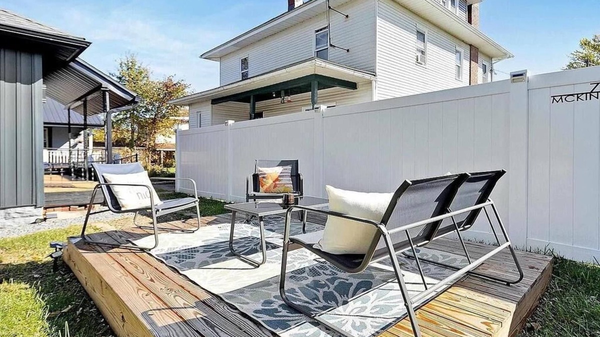 Woodburn House | 5 Min to Campus and Downtown Morgantown, River View, 3B 2B