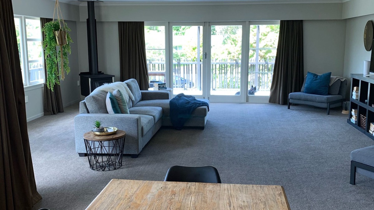 Lynmore House | 5 min to forest, comfy house with great amenities