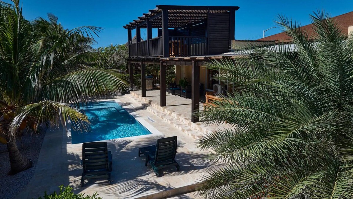 Sero Colorado Villa | 5 Min walk to Baby Beach! - Secluded Villa