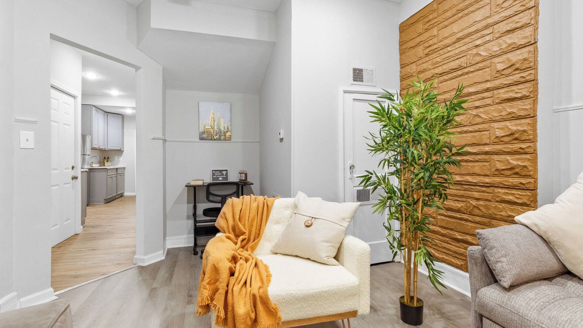 Utica Apartment | 5 Min WYNN Hospital,3 Min Nexus Center,2 Min Downtown Utica NY, near Ilion NY,2