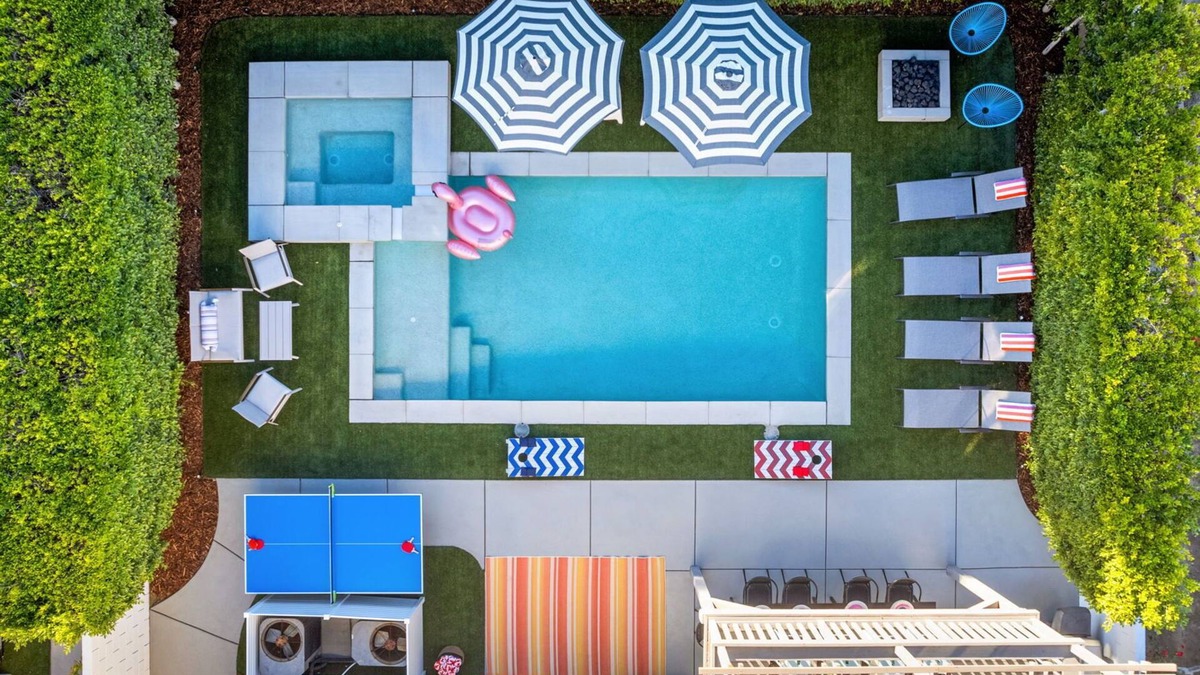 Anastacia House | 5 mins to Coachella - Saltwater Pool, Spa & Games