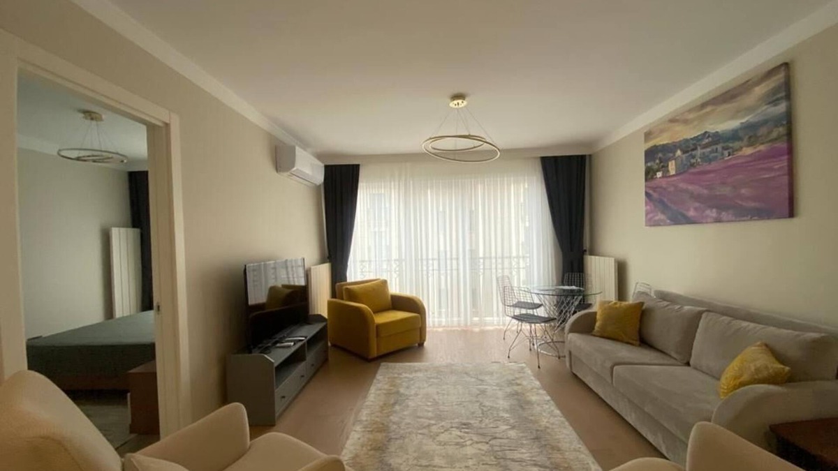 Beylikduzu Apartment | 5 mins to the West Marina! Alluring new 1+1