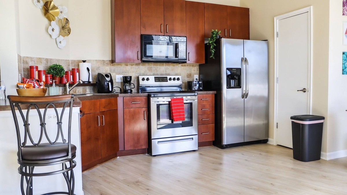 West End Condo | 5 minutes from Downtown Atlanta, cottage styled condo high rise!
