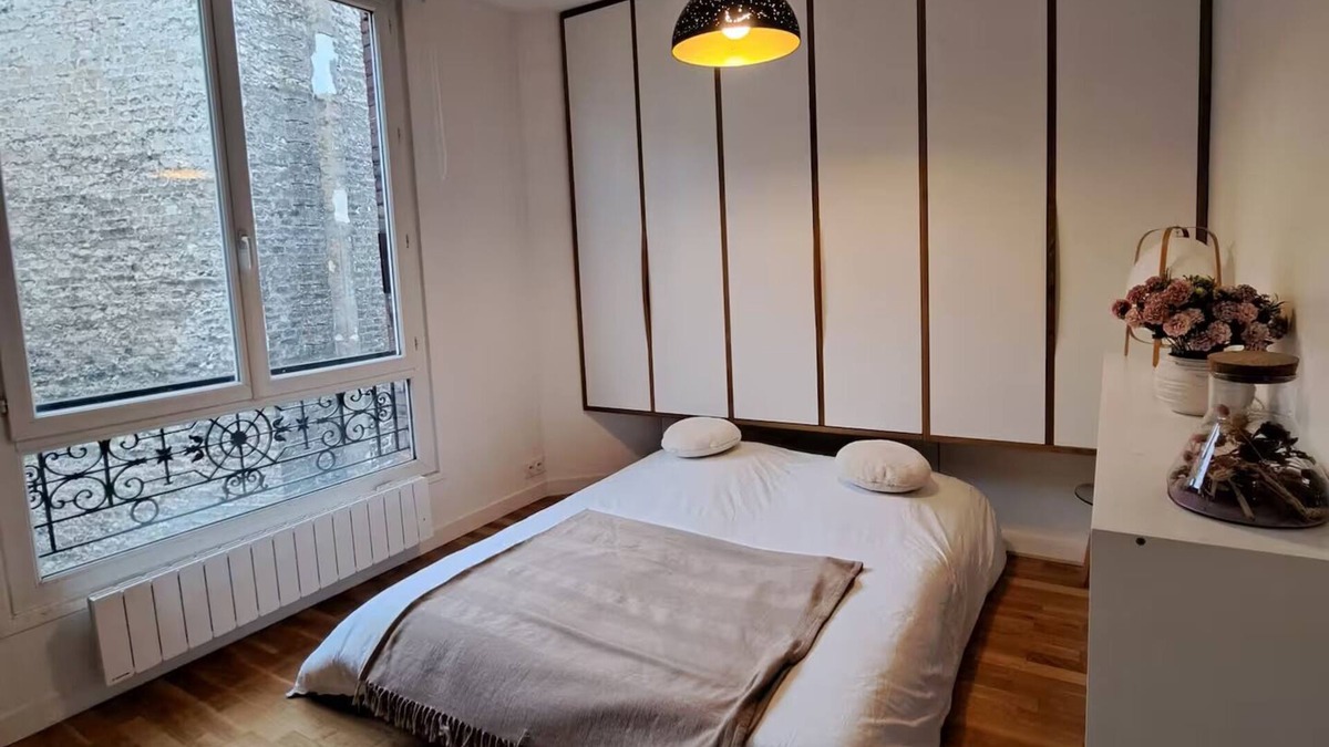 20th Arrondissement Apartment | 5 MINUTES FROM PLACE LA NATION. STUDIO PARIS. LEFT RIVER