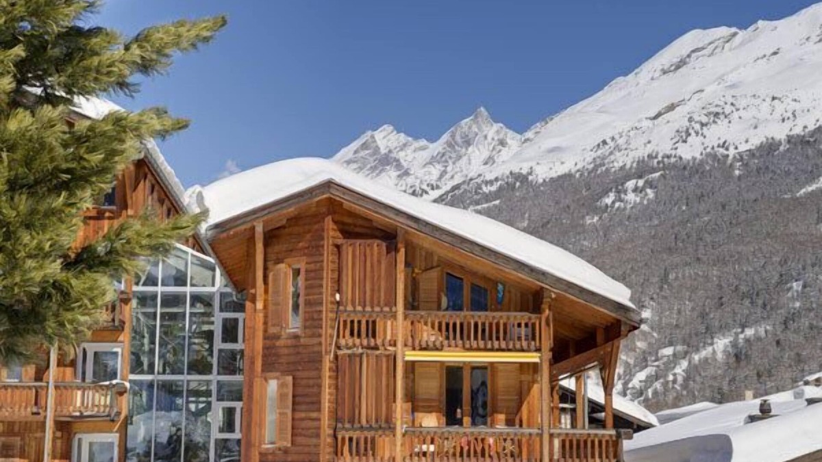 Zermatt Apartment | 5 Minutes From The Lifts
