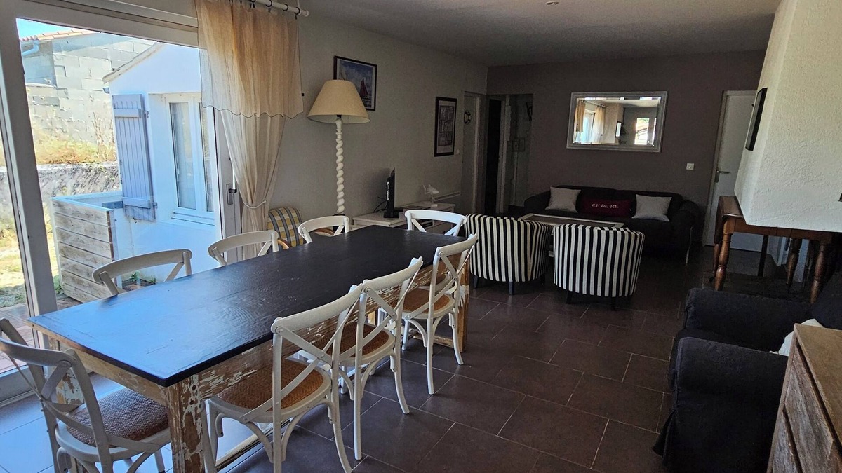 Ars-en-Re House | 5 minutes from the village center and port!