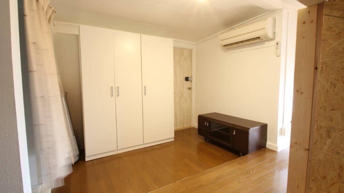 Toshima Apartment | 5 minutes to Ikebukuro, spacious, quiet, stylish Scandinavian style house.