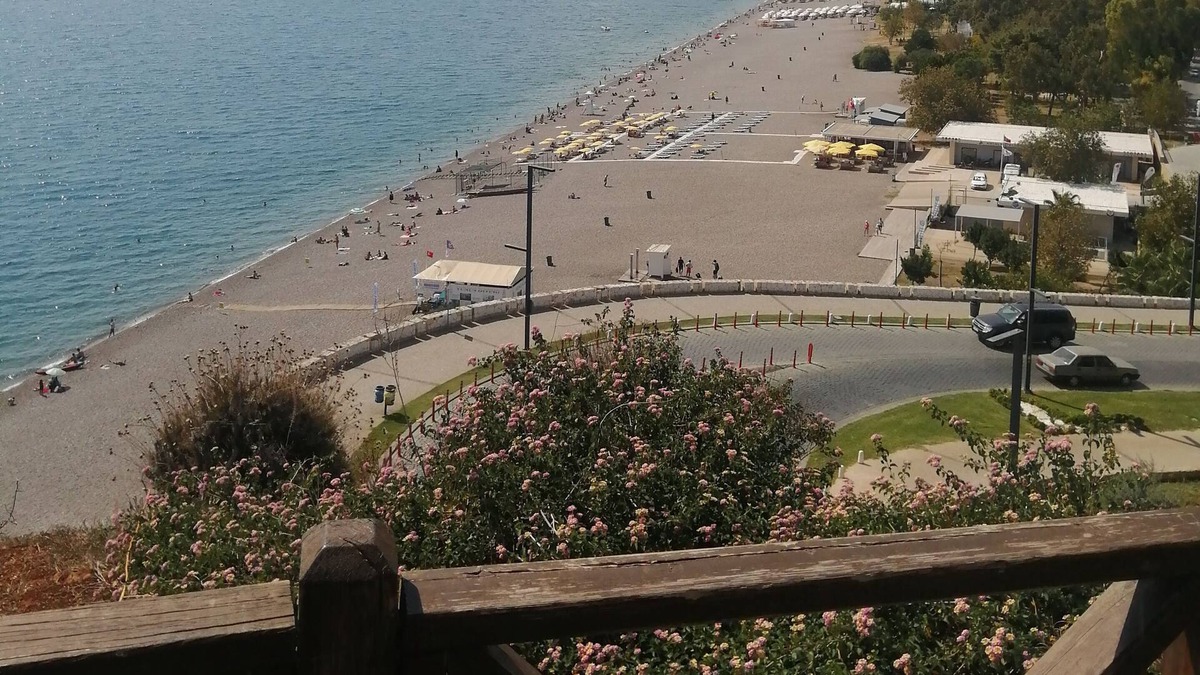 Antalya City Centre Villa | 5 minutes walk from Hadrian Gate, 150 m to MarkAntalya Mall, Yacht Harbor 800 m