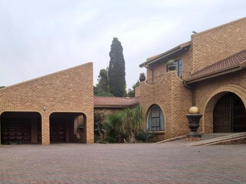 Vanderbijlpark Apartment | 5 on Ash