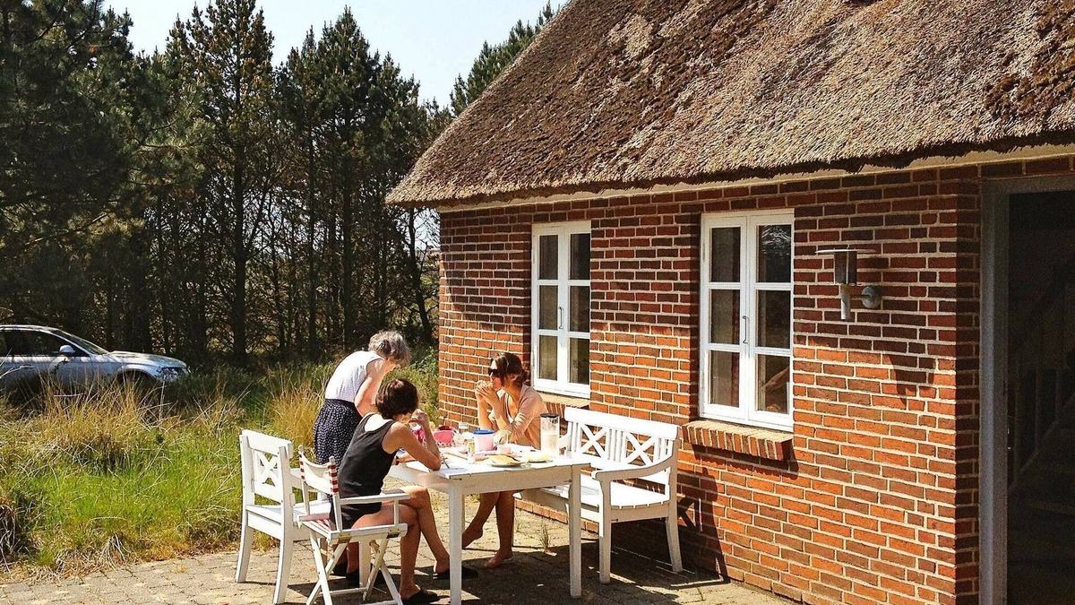 Blavand Strand House | 5 person holiday home in Blåvand