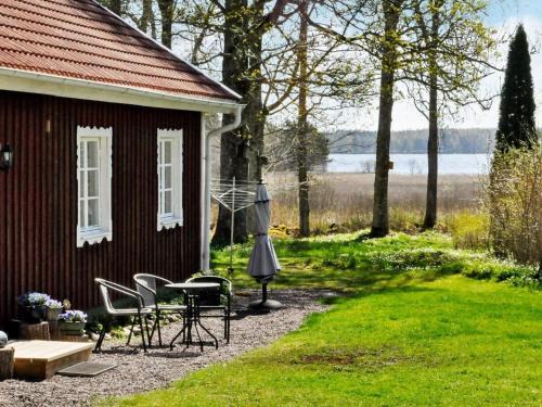 Kristinehamn House | 5 person holiday home in KRISTINEHAMN