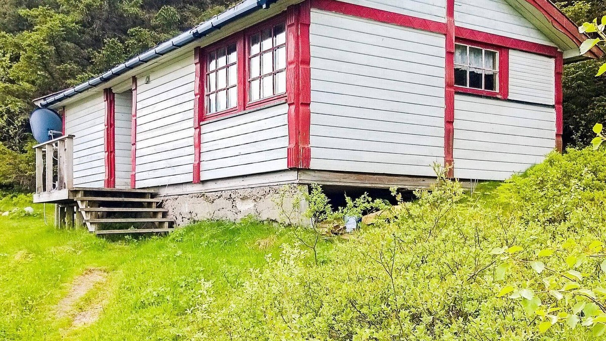 Meloy House | 5 person holiday home in ENGAVÅGEN