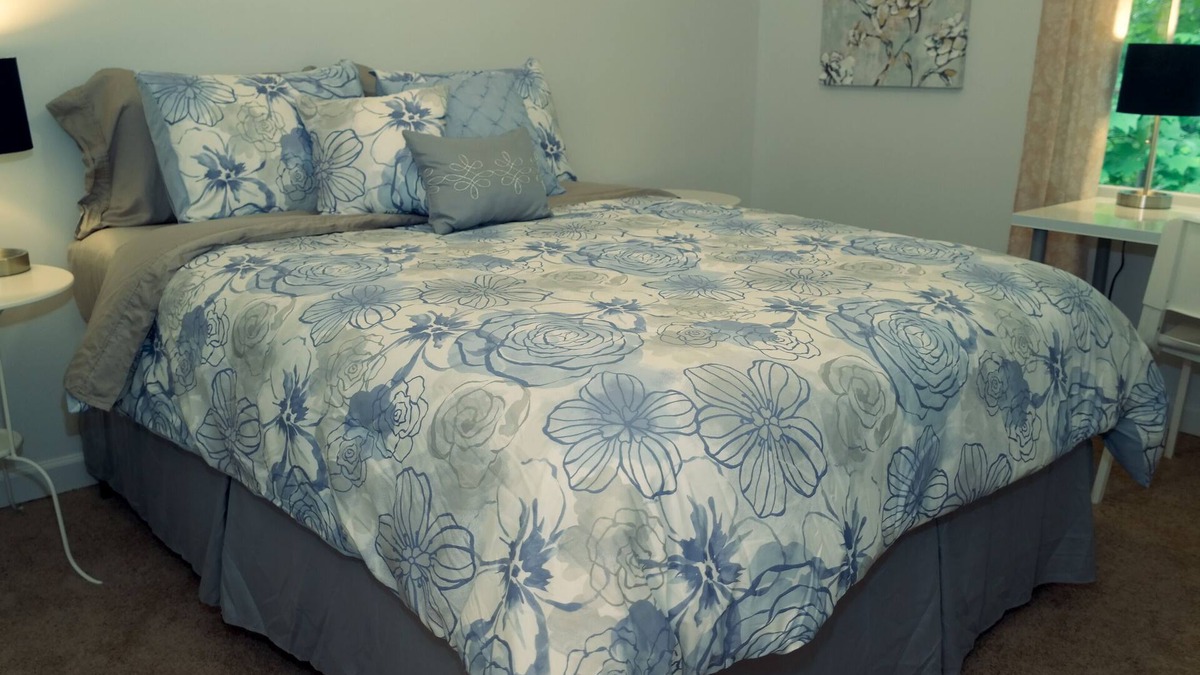 Piedmont Heights House | 5 Queen beds. Wifi, Laundry, Near Attractions