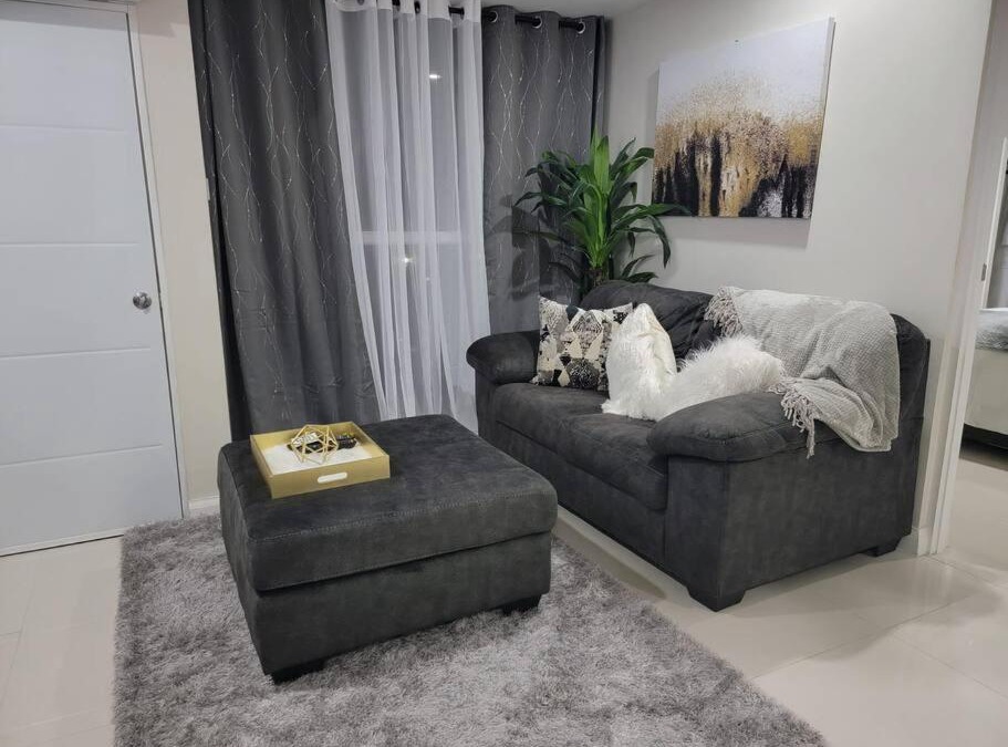 Portmore Apartment | 5 star by the sea (oceanview)