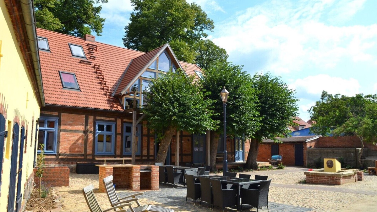 Breetz House | 5 star holiday home · Space for Meetings · Wellness Oasis