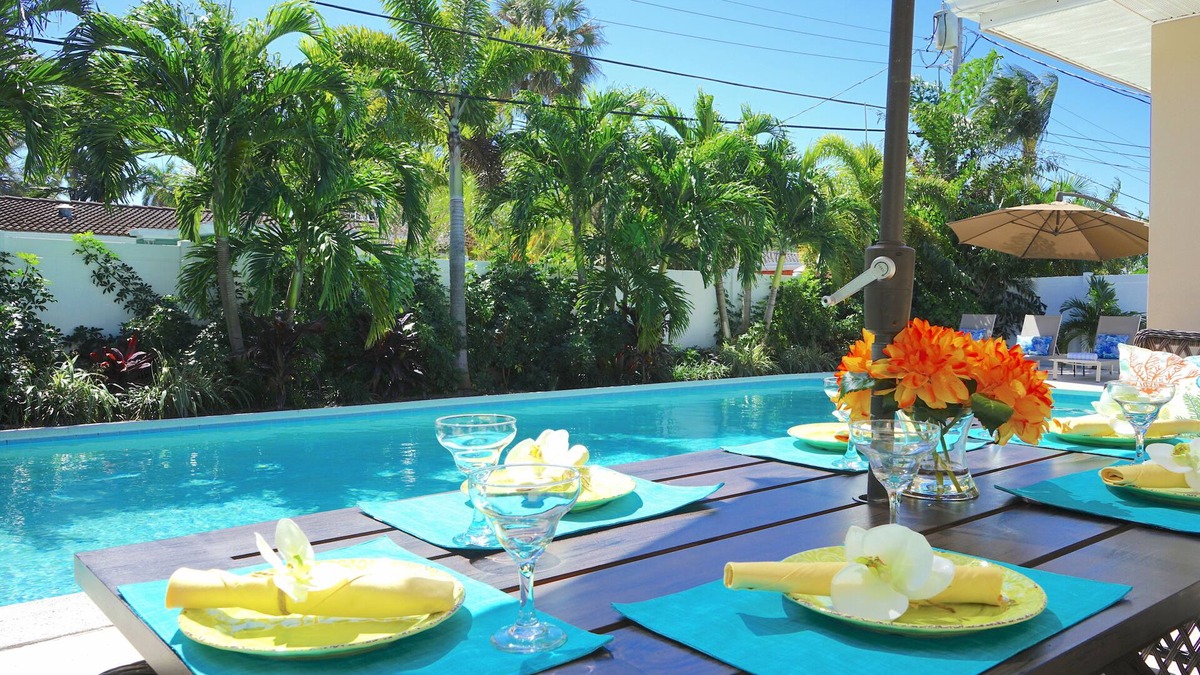 Bel Air House | 5 STAR LUXE 4 BED BEACH HOME + 40X20 HEATED POOL STEPS TO BEACH NEWLY FURNISHED!
