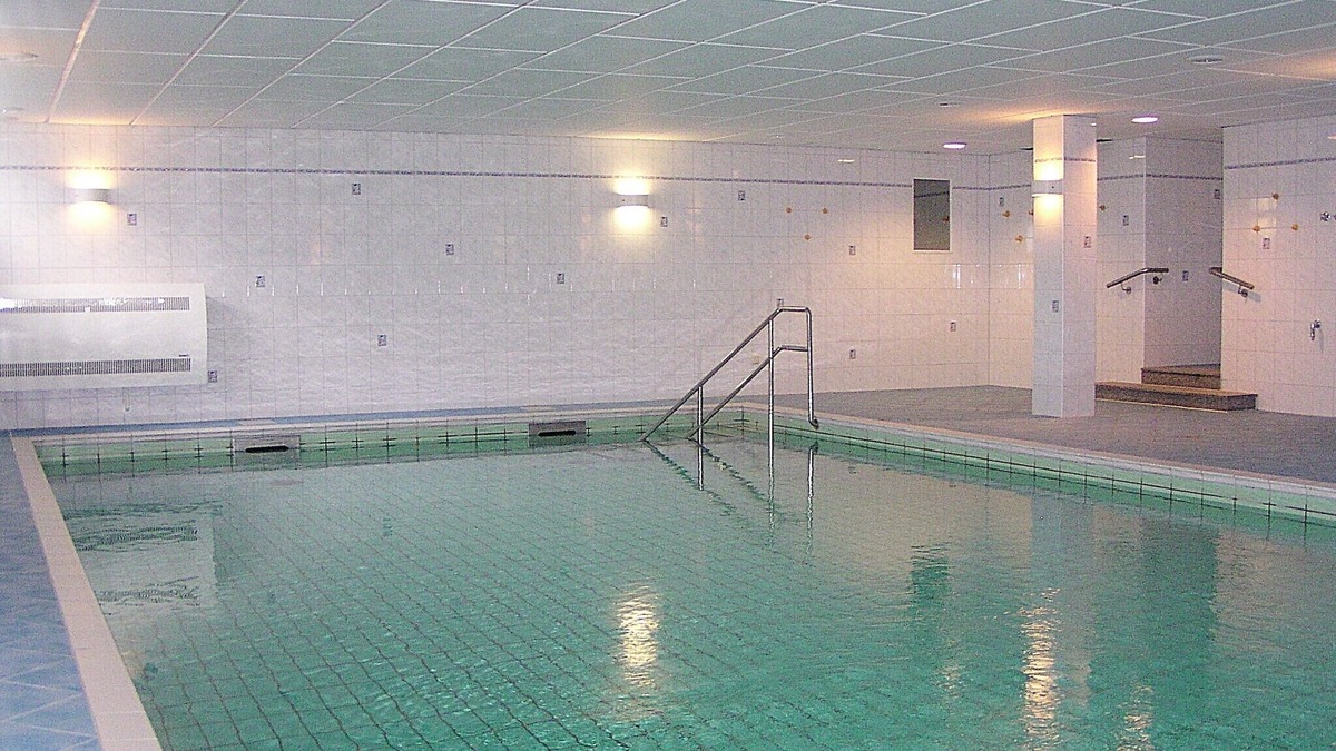 Duhnen Apartment | 5-star-luxury apartment on beach.Pool, sauna, steam bath, fireplace & billiards