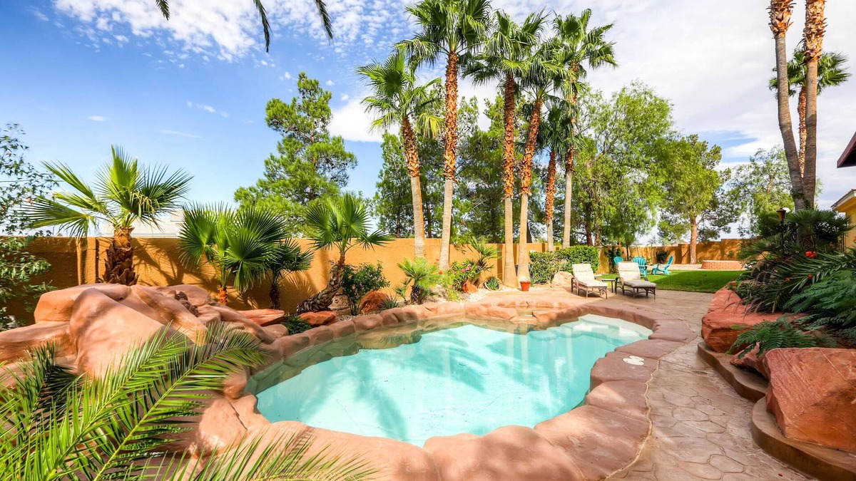 Enterprise House | 5 STAR ⭐️⭐️⭐️⭐️⭐️ STUNNING PRIVATE LV ESTATE!